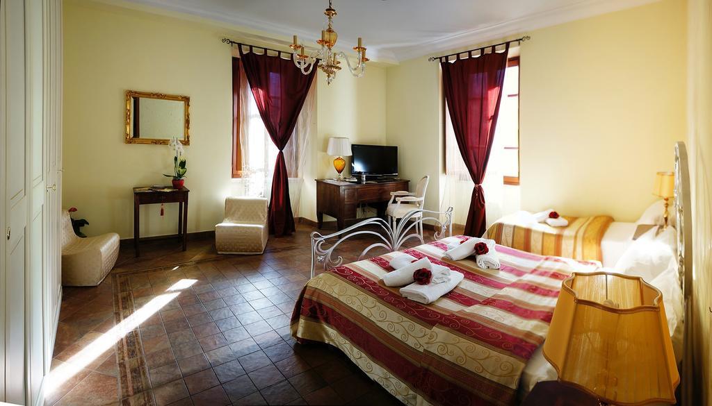 סולמונה B&B La Dimora חדר תמונה
